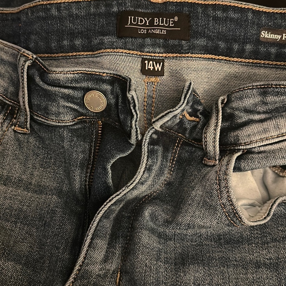 Judy Blue Capri